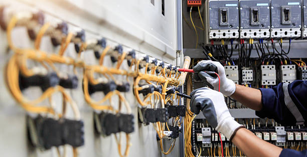 Professional Electrician technician working in Tyler, TX